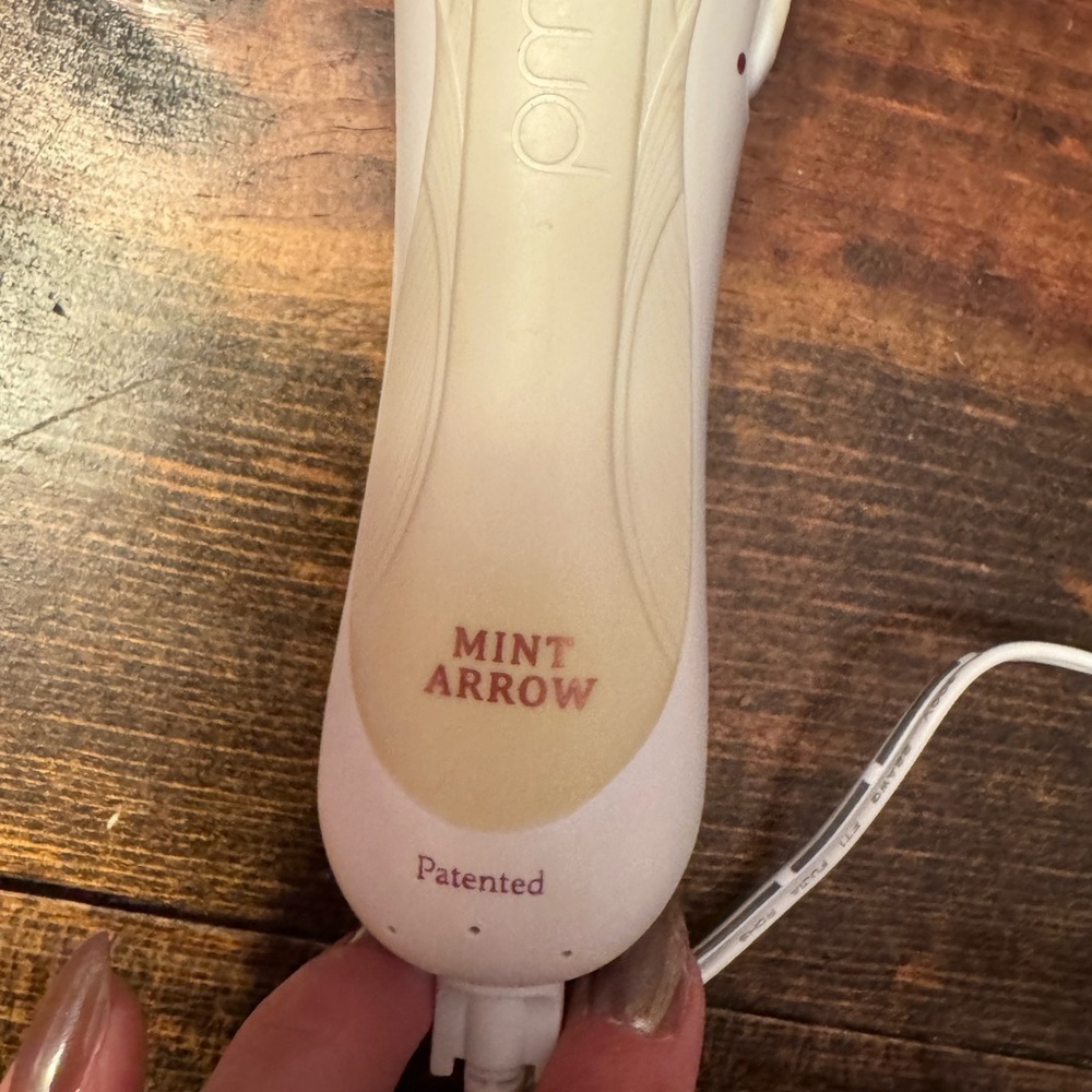 PMD xMINTARROW Advanced Exfoliation Device - Picture 3 of 5